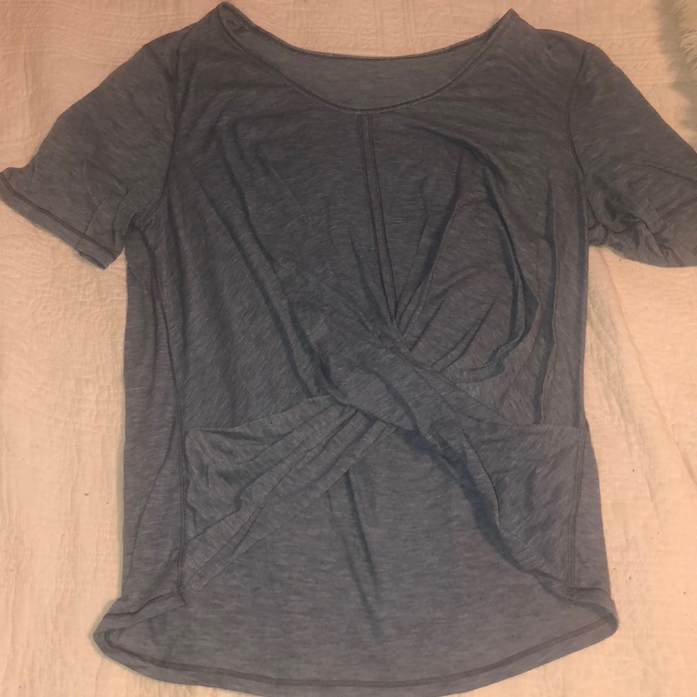Lululemon twisted crop
